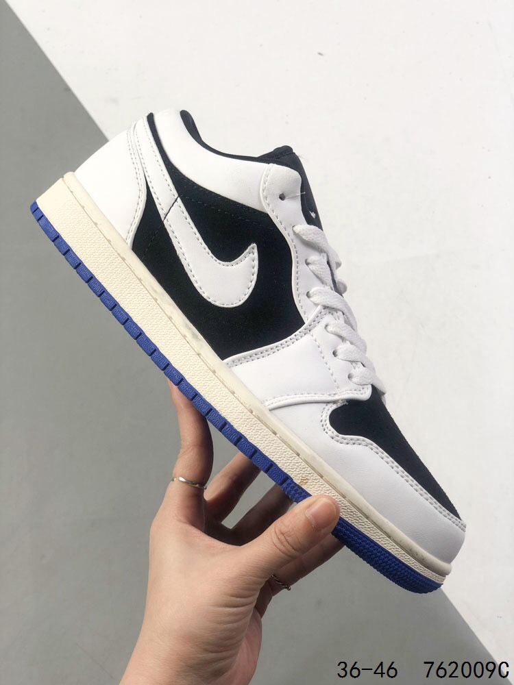 Air Jordan 1 Low Retro Basketball Shoes - Black & White, Classic Style 5 i1746203741 4201 3