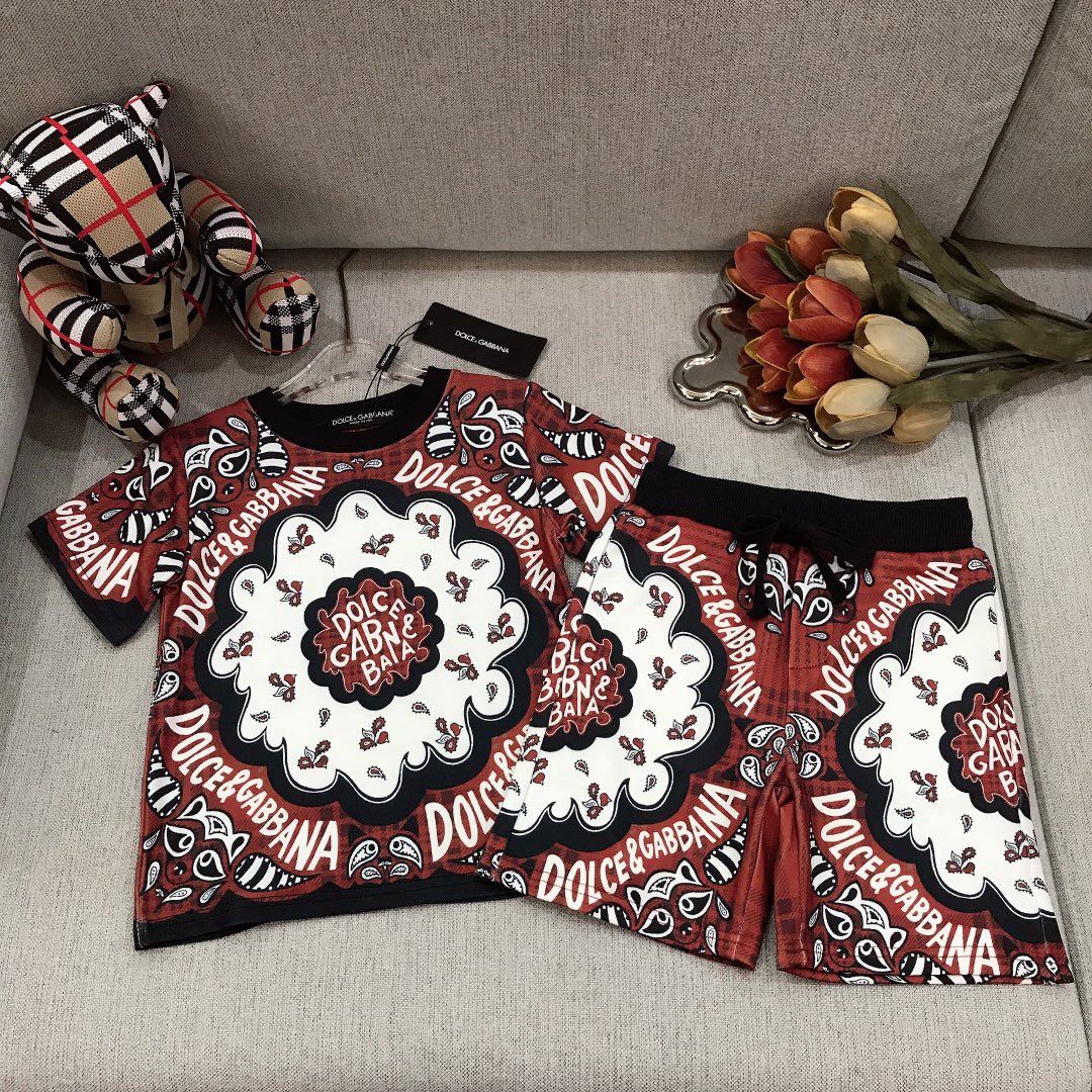 Alta costura solo cambio de talla Dolce&Gabban*🌴estilo palaciego～conjunto 【camiseta de manga corta➕pantalones cortos d…
