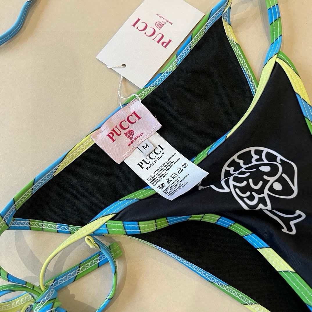 。
Puccl
专柜新款分体比基尼 😍🥰适合多种场景的游泳衣🏊‍♀️海边 游泳池 温泉 水上乐园 漂流都
