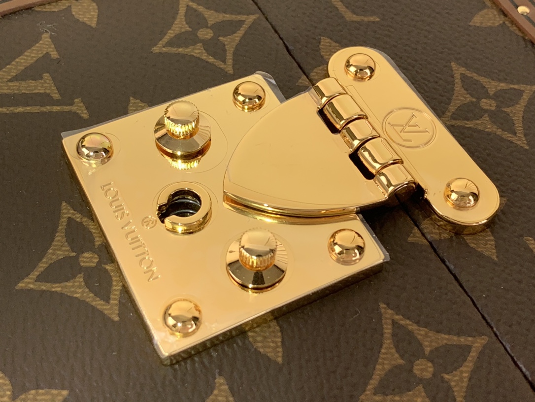 The Camera Box  相机盒/硬箱钱包,lv,包 5