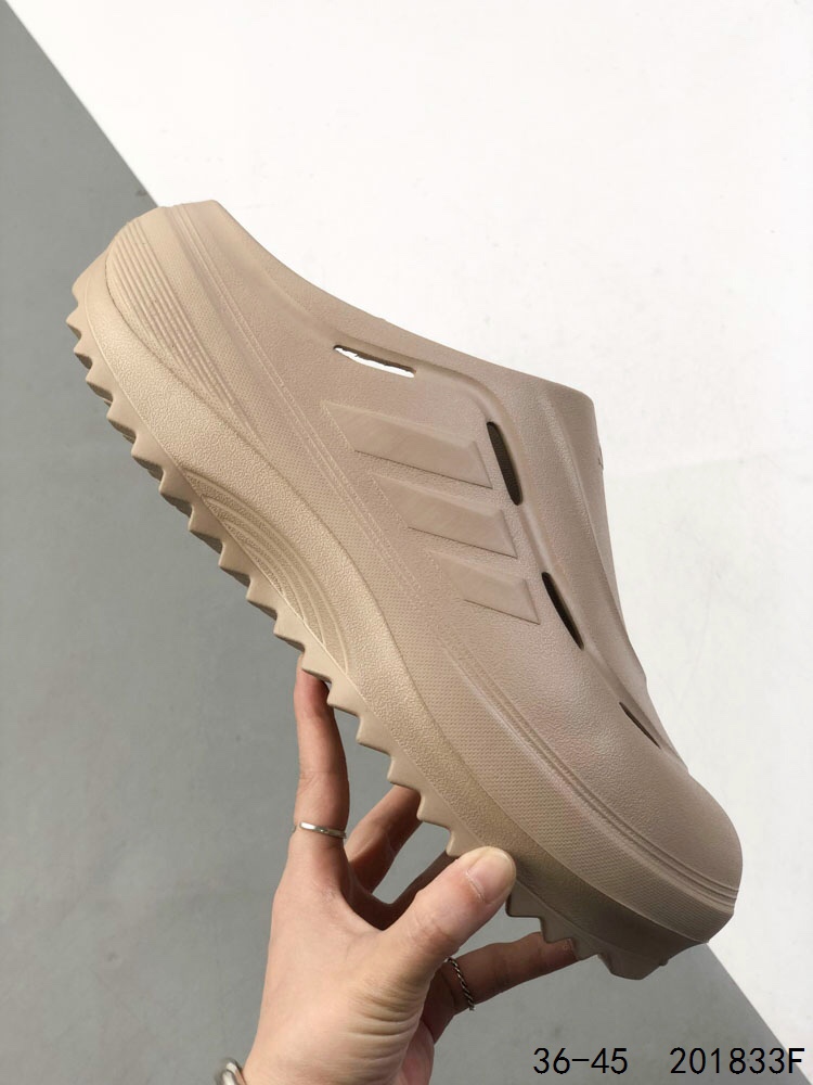 Adidas OZWAVE CLOG - Comfortable & Stylish Slip-On Sandal for Everyday Wear 5 i1746300412 2573 3