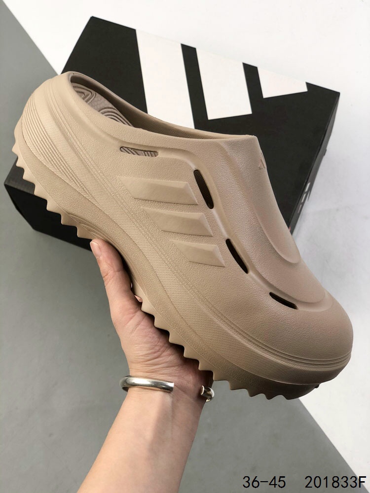 Adidas OZWAVE CLOG - Comfortable & Stylish Slip-On Sandal for Everyday Wear 2 i1746300412 2656 0