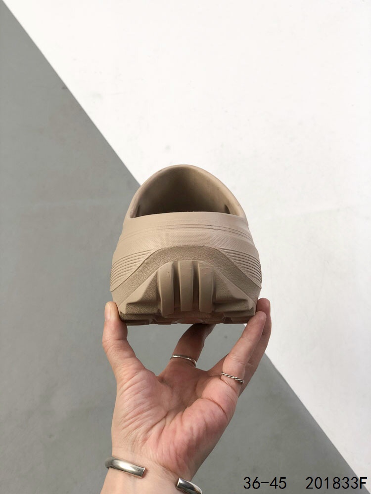 Adidas OZWAVE CLOG - Comfortable & Stylish Slip-On Sandal for Everyday Wear 10 i1746300412 6646 8
