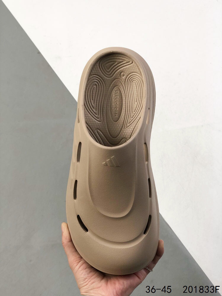 Adidas OZWAVE CLOG - Comfortable & Stylish Slip-On Sandal for Everyday Wear 8 i1746300412 8222 6