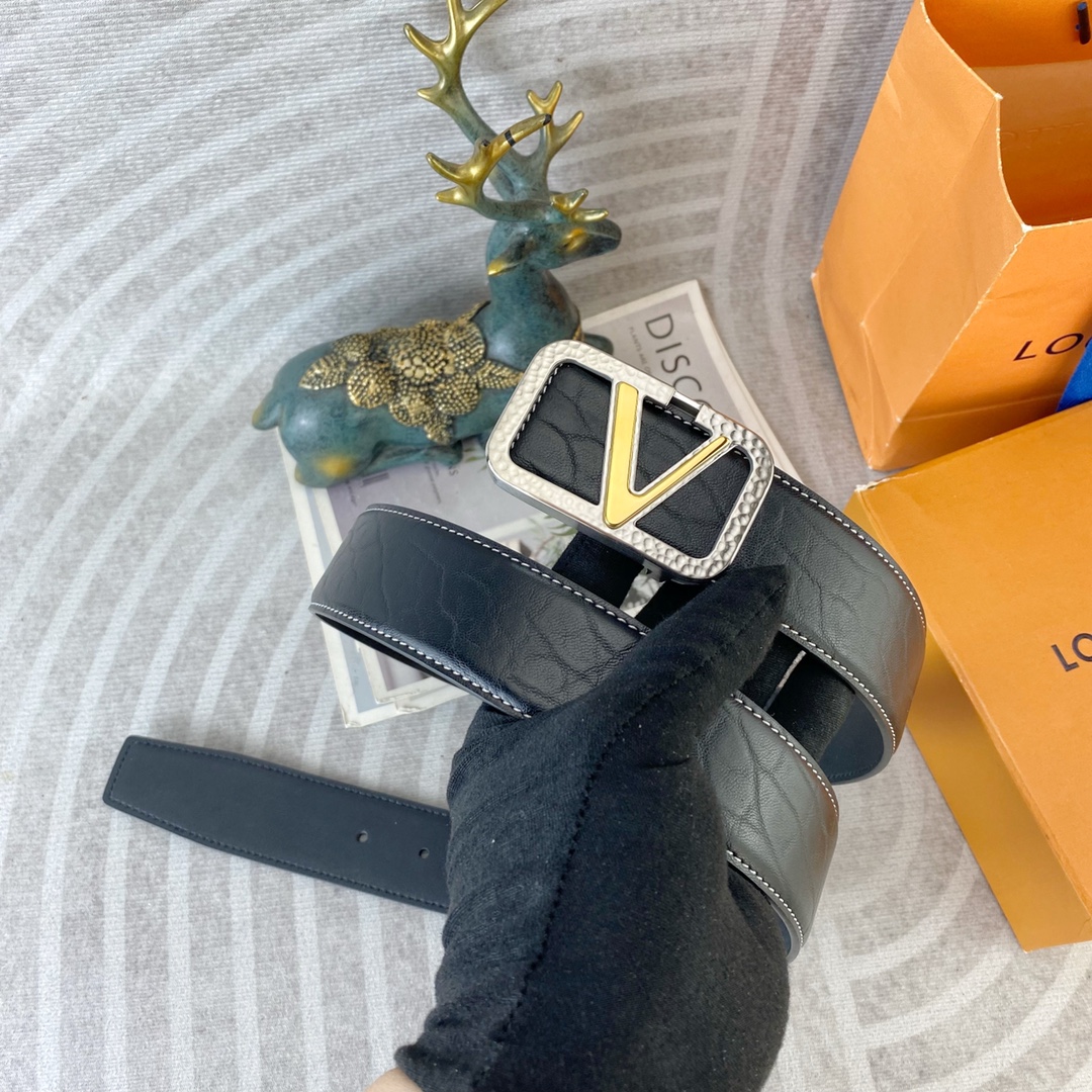 LV💕 特种皮腰带系列 ，原厂五金精品不锈钢扣，手感柔软舒适 宽3.8CM。