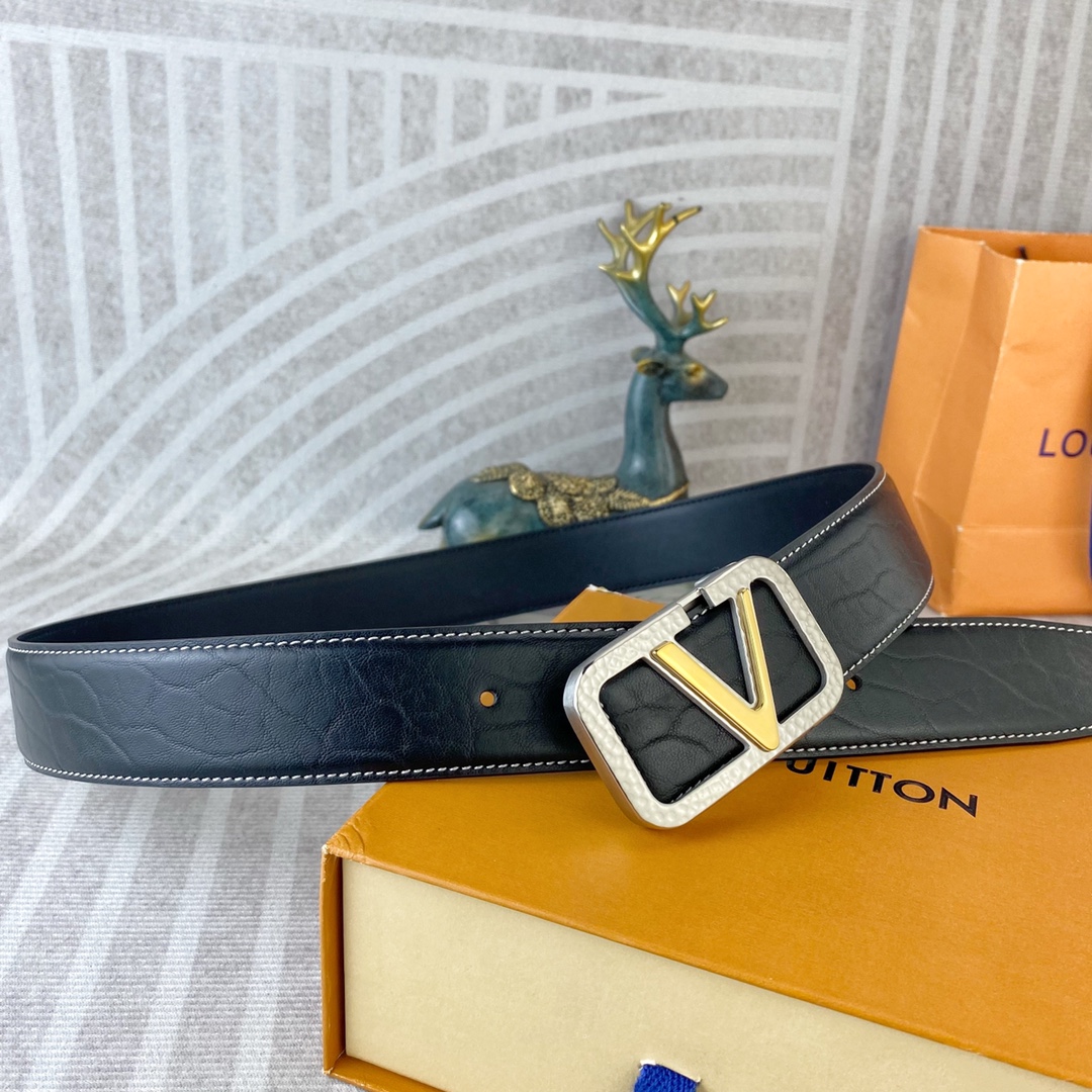 LV💕 特种皮腰带系列 ，原厂五金精品不锈钢扣，手感柔软舒适 宽3.8CM。