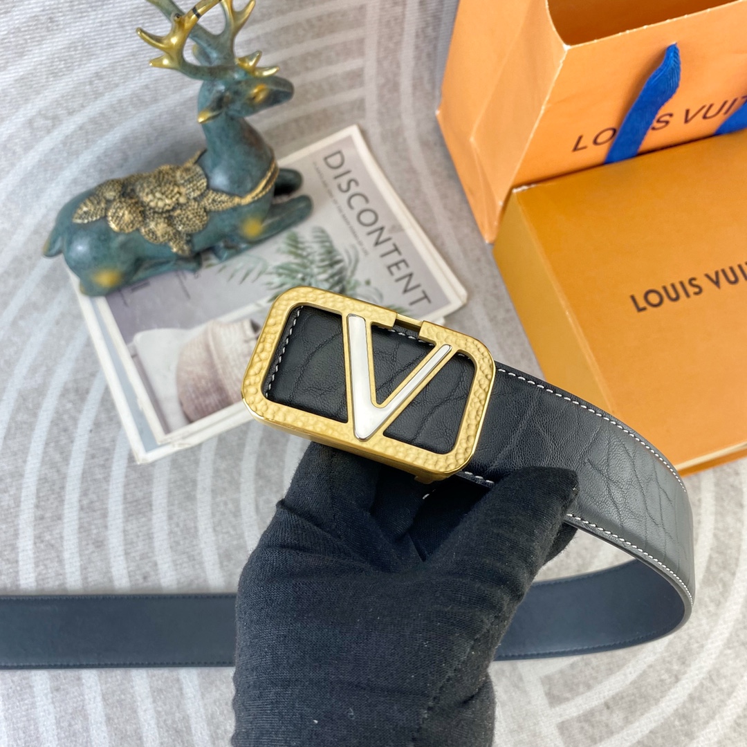 LV💕 特种皮腰带系列 ，原厂五金精品不锈钢扣，手感柔软舒适 宽3.8CM。