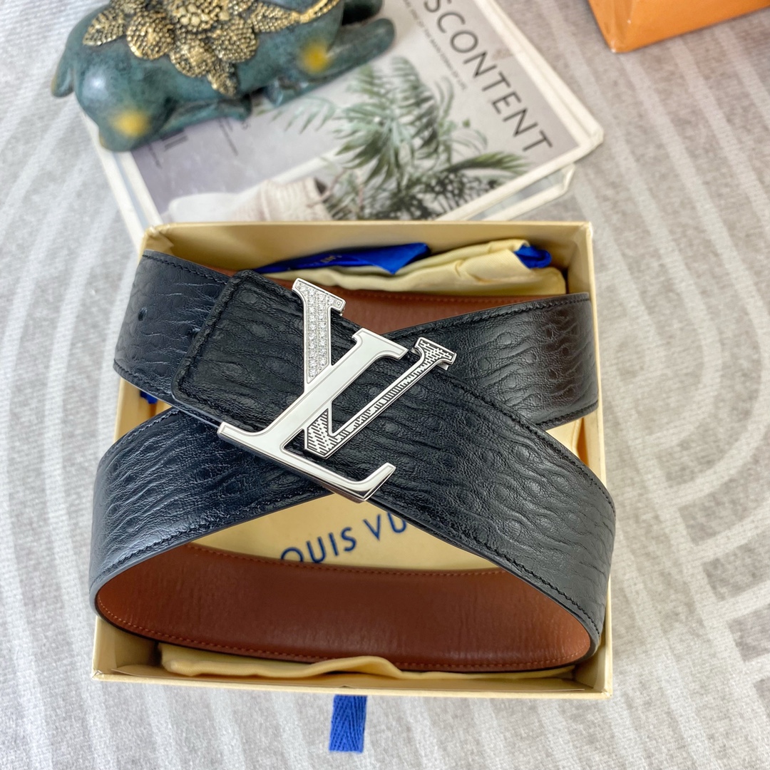 LV💕 特种皮腰带系列 ，原厂五金精品不锈钢扣，手感柔软舒适 宽3.8CM。
