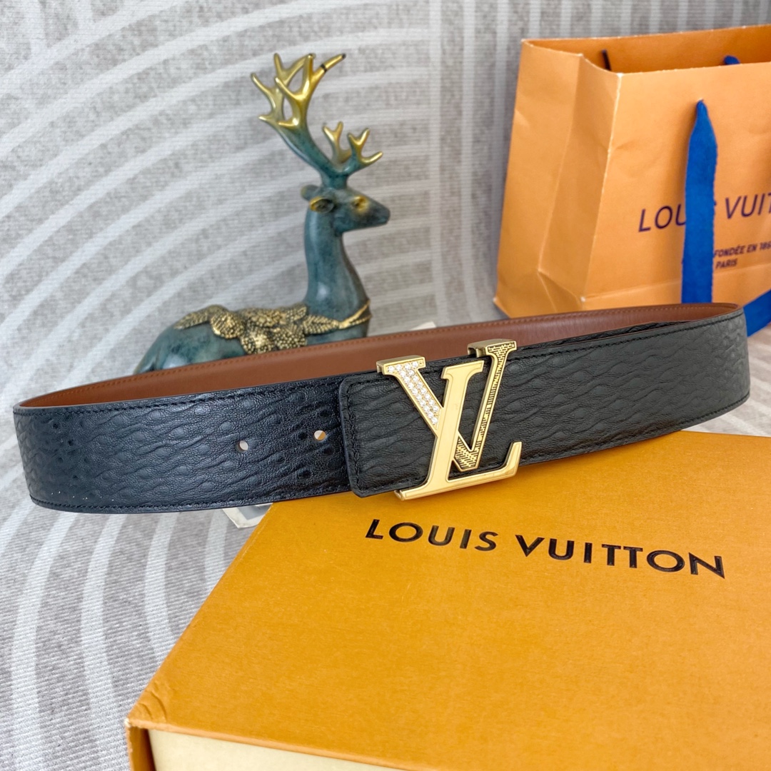LV💕 特种皮腰带系列 ，原厂五金精品不锈钢扣，手感柔软舒适 宽3.8CM。