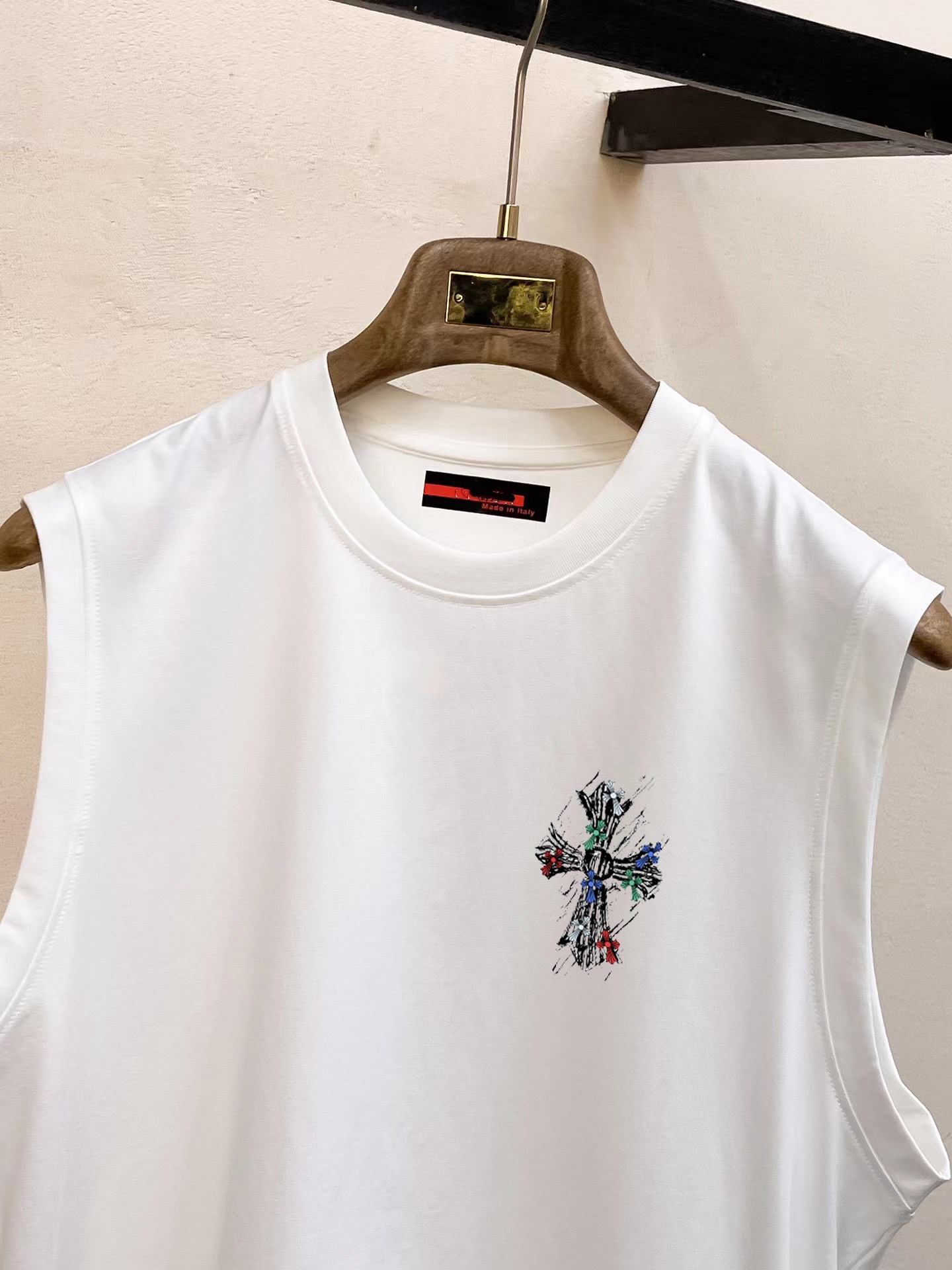 Chrome Hearts 品牌【ChampionHearts 克罗心】2025夏季新品背心T袖 简约款式 任何人都可以轻松驾驶 进口定制丝光棉面料 手软舒适有型 吸汗透气
