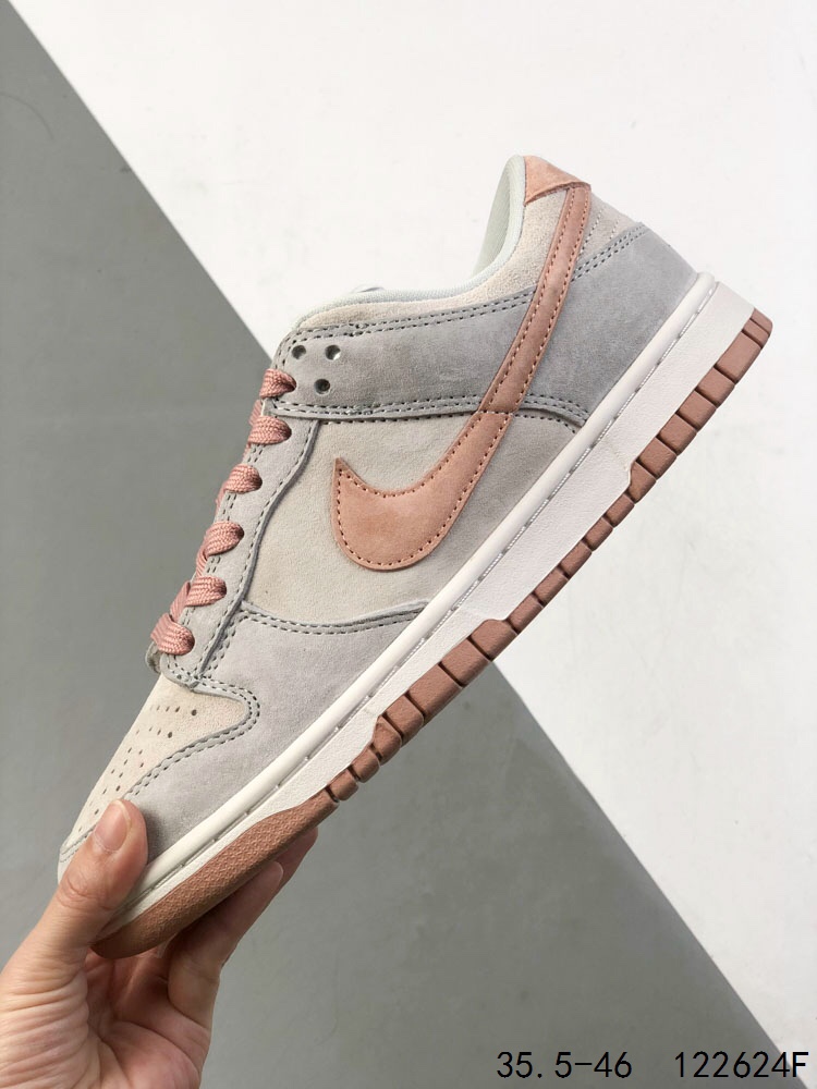Nike SB Dunk Low Retro Skateboarding Shoes - Comfortable Zoom Air Cushion 7 i1746369567 4748 5