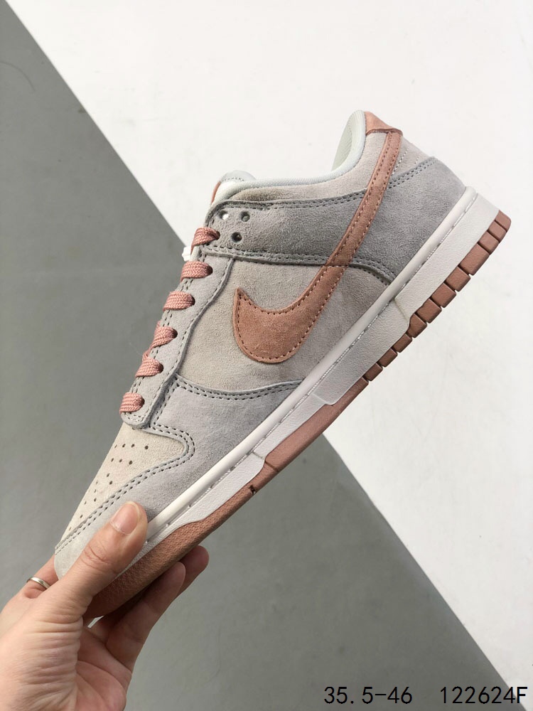 Nike SB Dunk Low Retro Skateboarding Shoes - Comfortable Zoom Air Cushion 4 i1746369567 6322 2