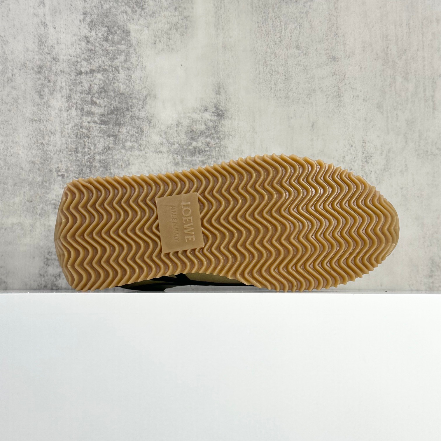 Loewe Flow Runner Sneakers in Leather and Nylon for Casual and Sporty Style 5 a1746460219418 8326