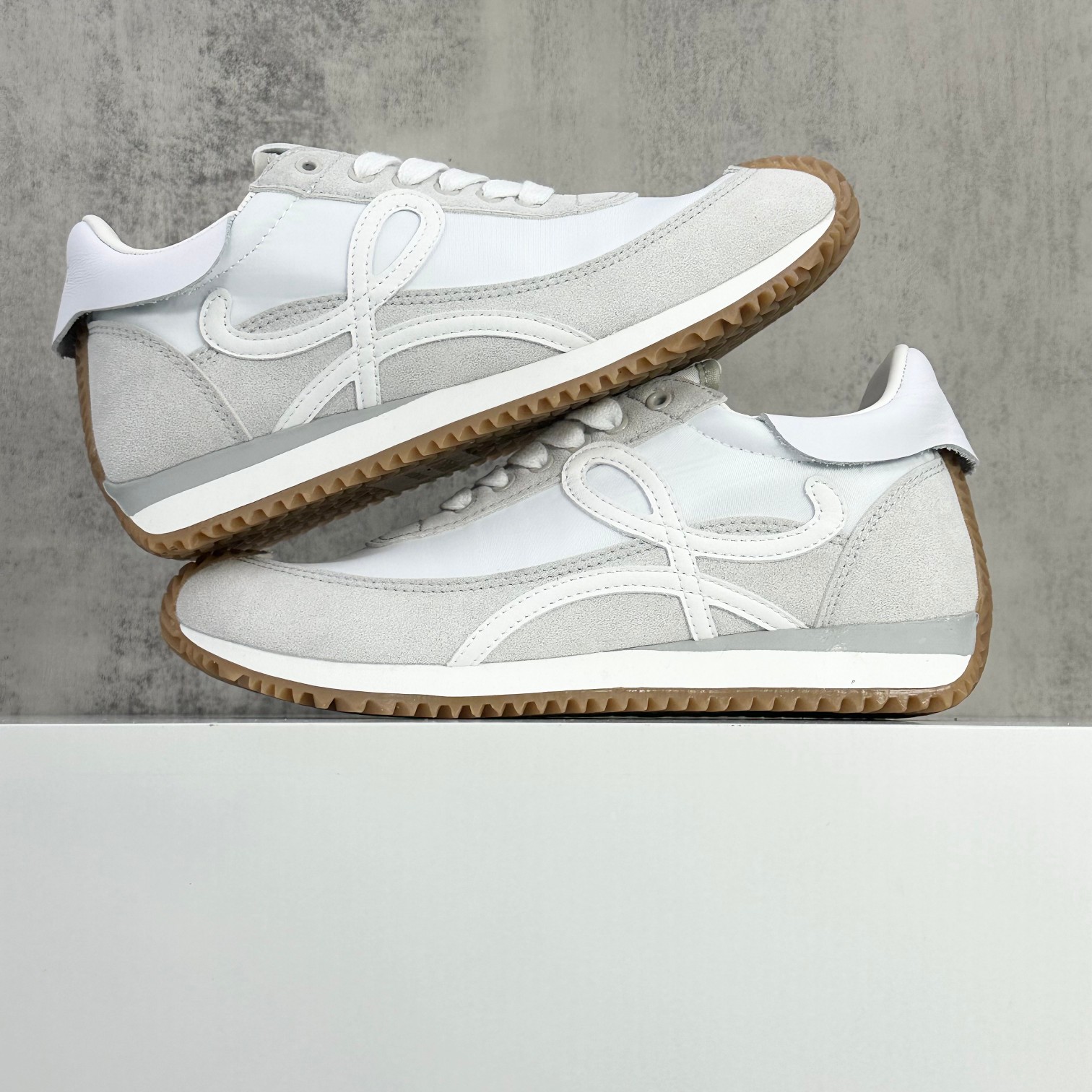 Loewe Flow Runner Sneakers White Leather and Suede Lace-up Low Top Style 4 a1746460336332 5168