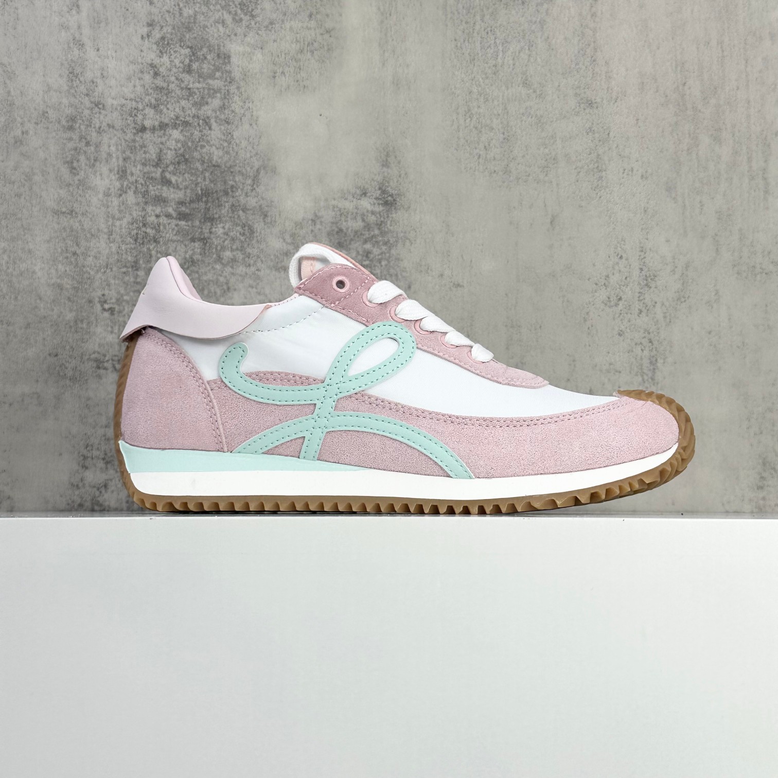 Loewe Flow Runner Sneakers in Pink and White Leather, Women's Size 36-40 2 a1746460423479 8265