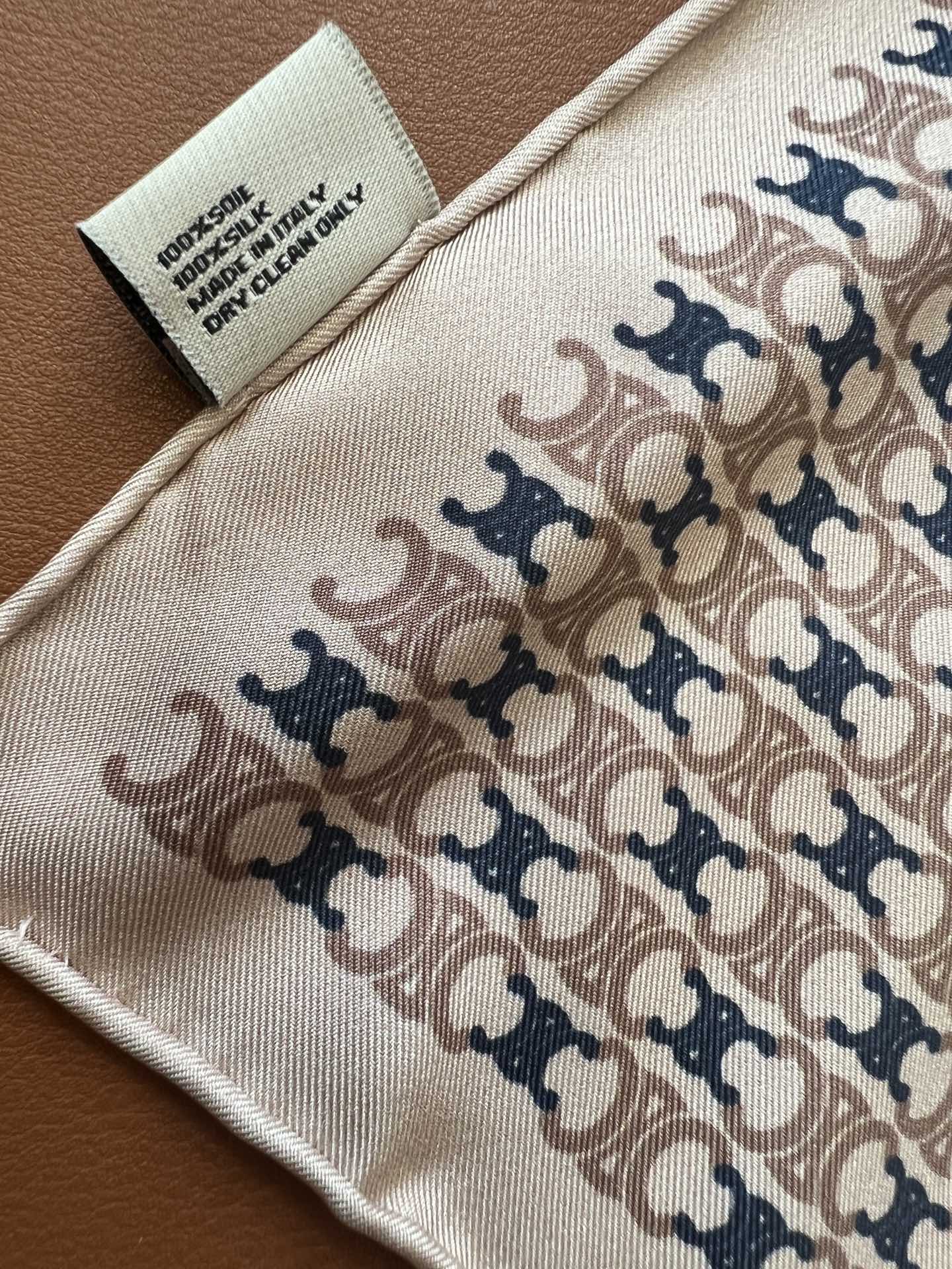 [Celine Scarves]Trademark details