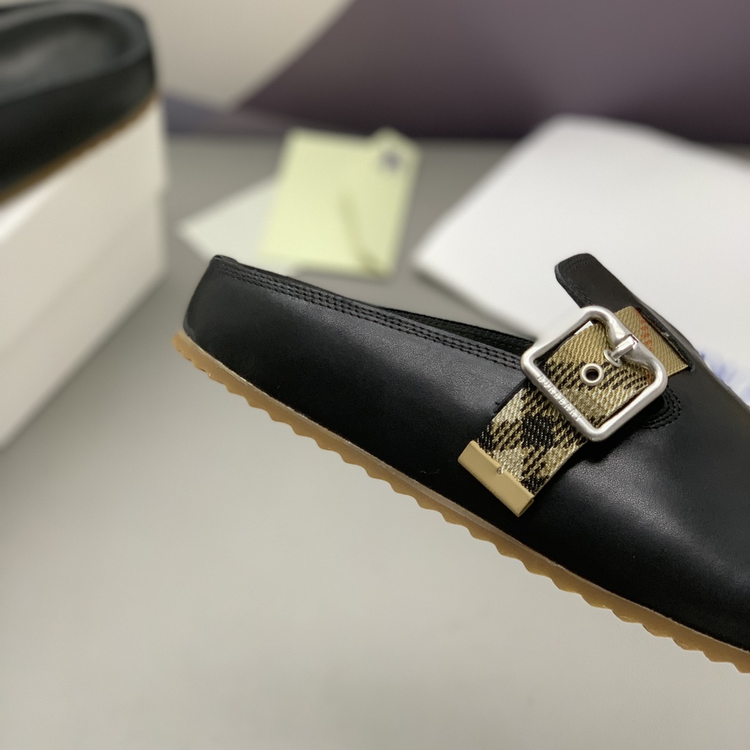 Zapatillas casual medias para hombre - Parte superior de piel de vacuno suave con estampado de cuadr