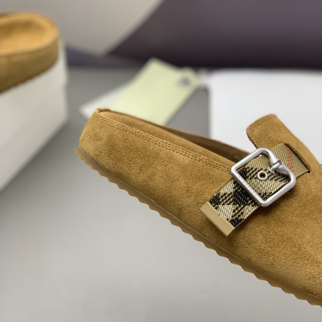 Zapatillas casual media caña para hombre - Esta zapatilla presenta una parte superior de ante suave 