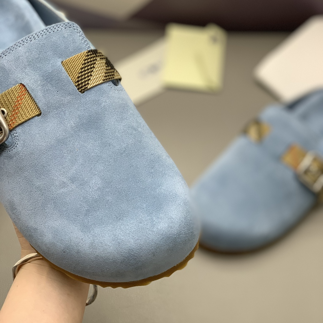 Zapatillas casual media caña para hombre - Esta zapatilla presenta una parte superior de ante suave 