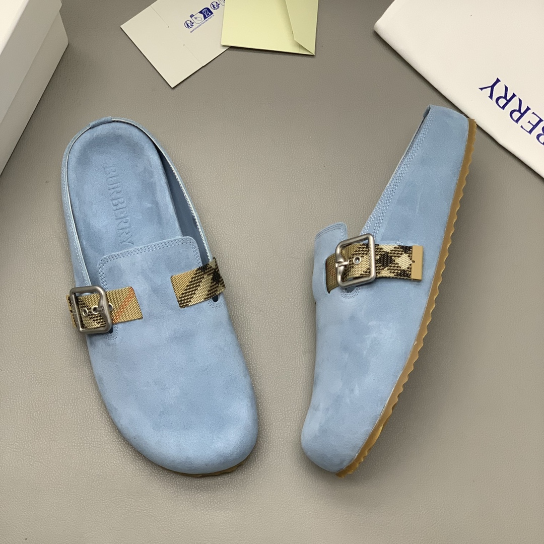 Zapatillas casual media caña para hombre - Esta zapatilla presenta una parte superior de ante suave 