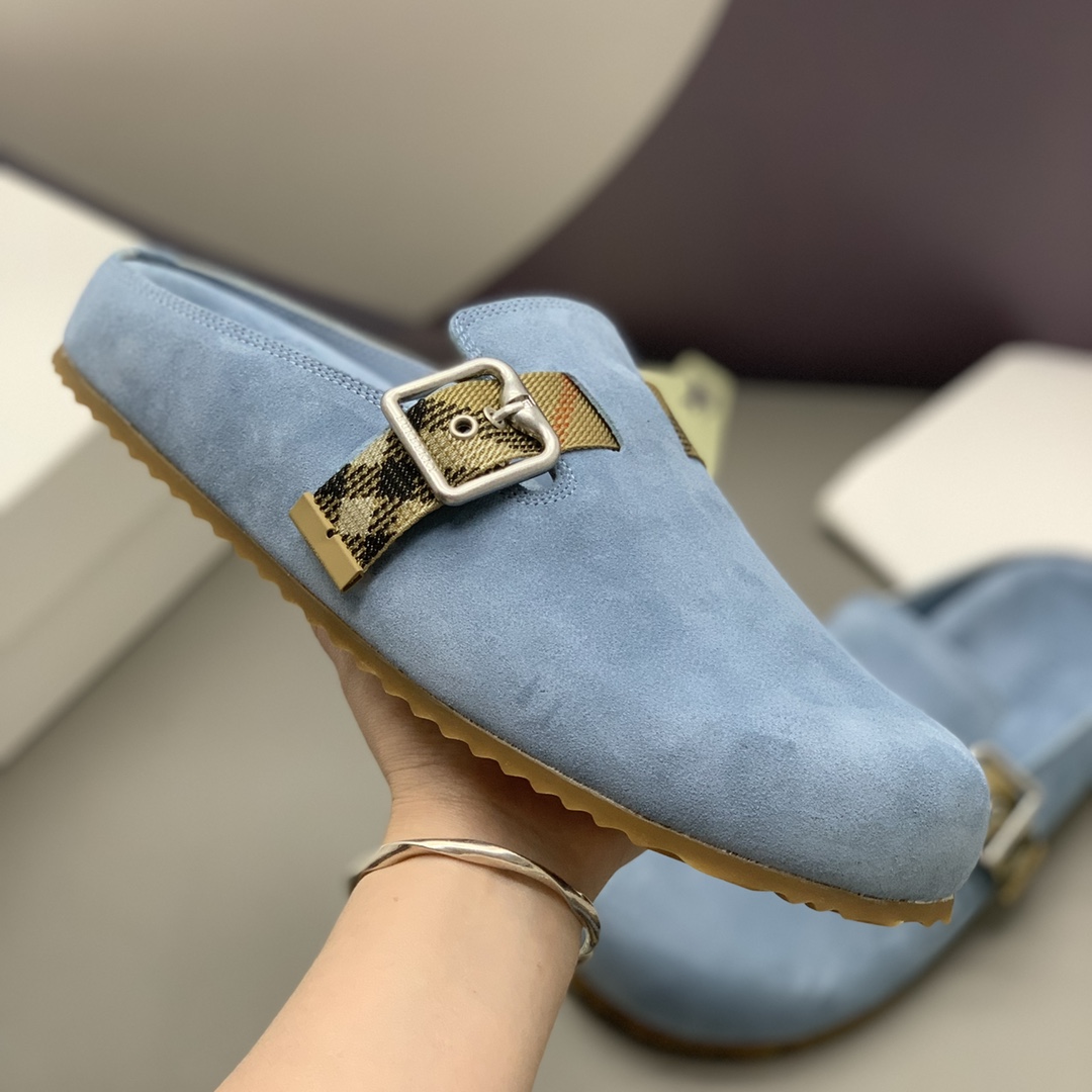 Zapatillas casual media caña para hombre - Esta zapatilla presenta una parte superior de ante suave 