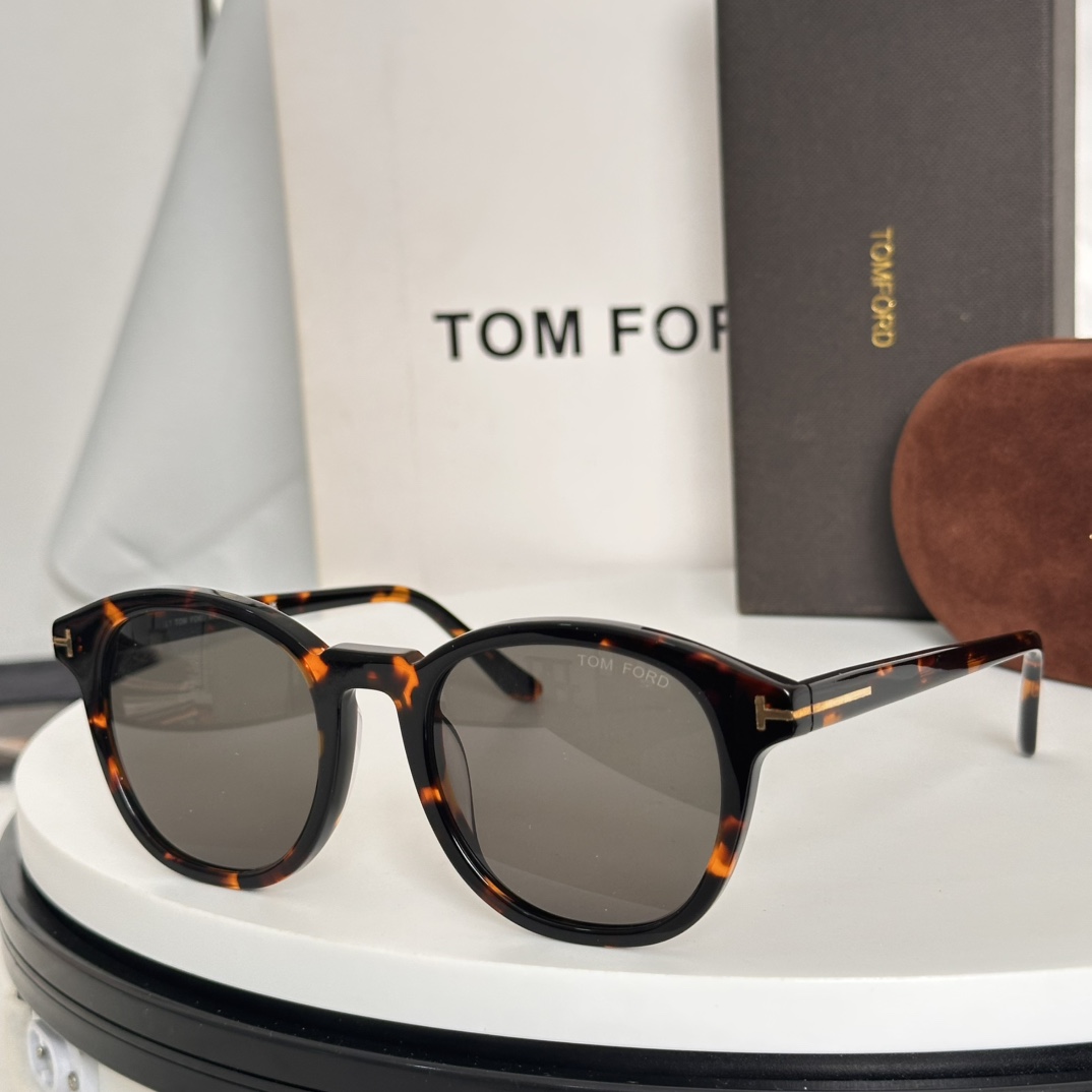  ‼️TOM FOR*
MODEL：JAMESON（FT0752）
SIZE：52口21-145🐔