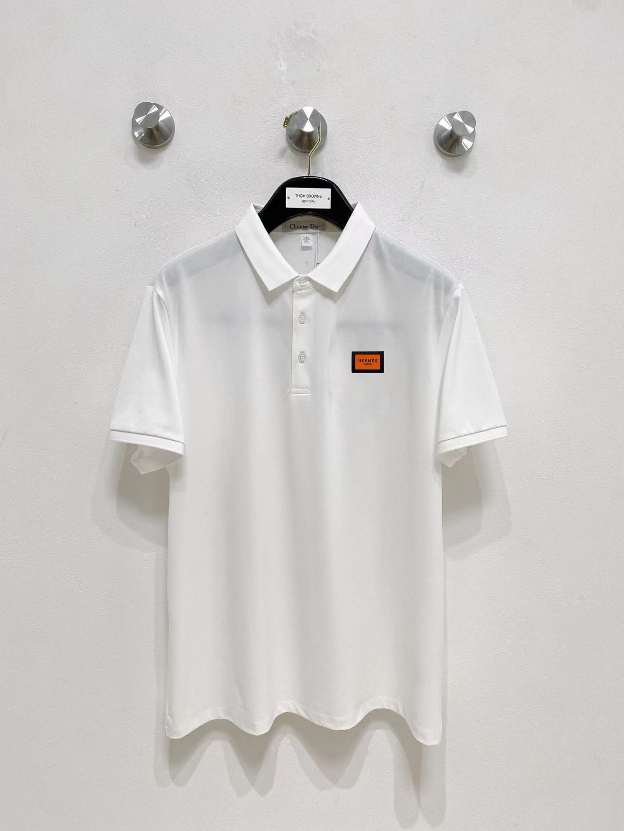 Hermès 品牌【HERMES 爱马仕】2025夏季新款翻领 全球 男装 简约
