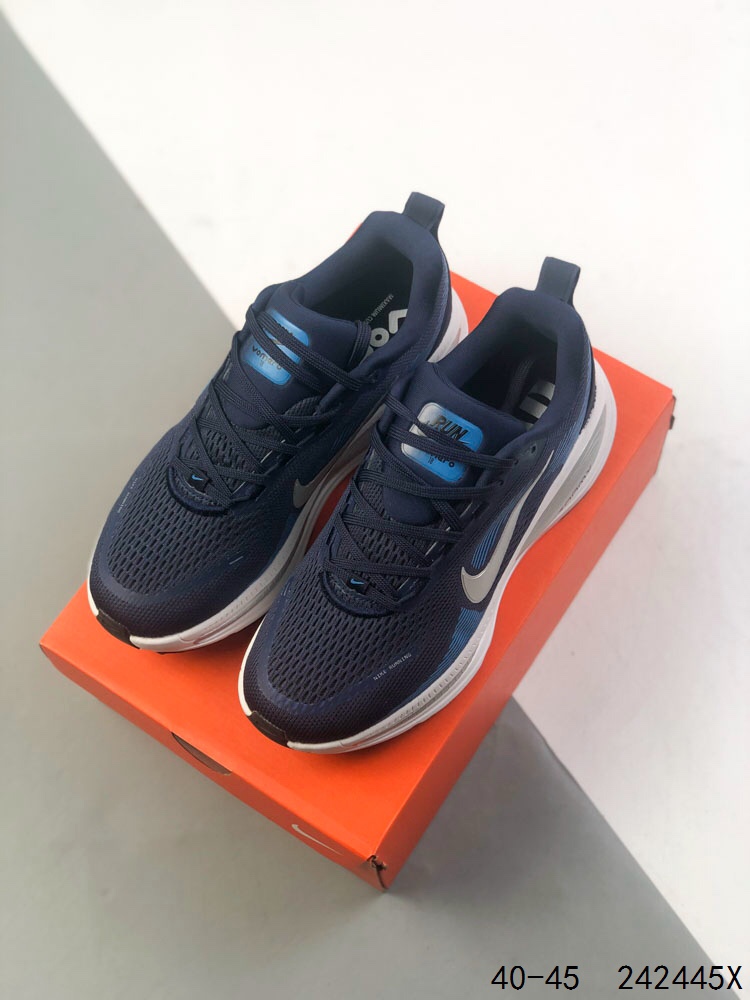 Nike Air Zoom Vomero 18 Running Shoe: Zoom Cushioning, Comfort, and Style 3 i1746458152 4293 1
