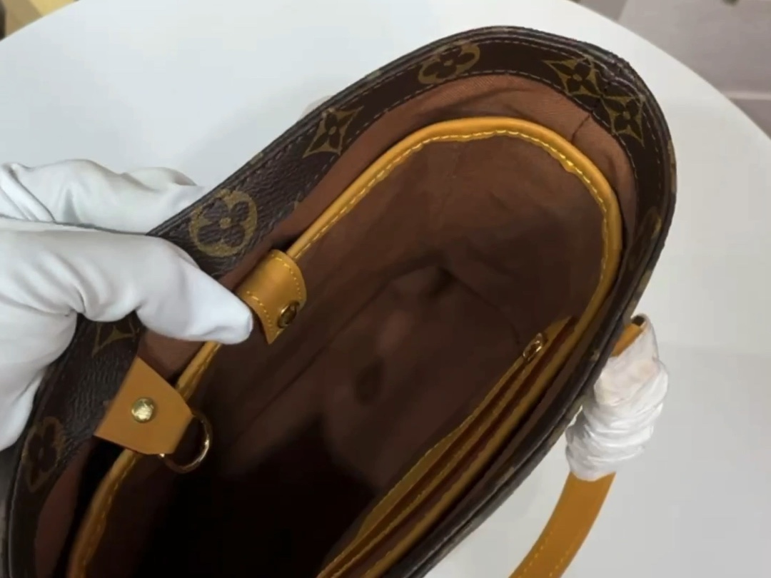 【中古包薇薇安】M51172 老花 小视频