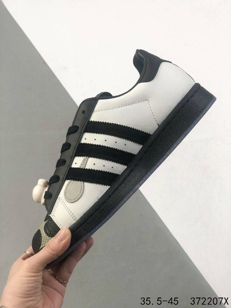 Adidas Superstar Classic Casual Sneakers - Limited Edition Design 26 i1746463117 2481 2