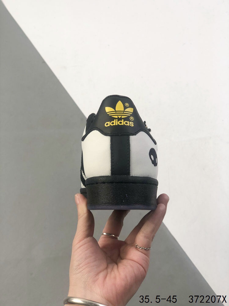 Adidas Superstar Classic Casual Sneakers - Limited Edition Design 32 i1746463117 2904 8