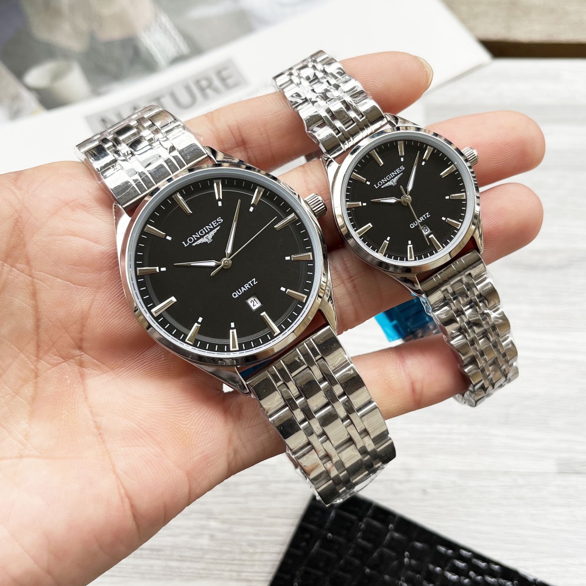 NO:337011,White shell, gold shell, steel belt 20 Longines Couple watch original imported quartz movement mineral glass mirror 316L stainless steel case diameter men 40mm women 30mm thick 8mm If today's sunlight stops its dazzling light, then your smile will illuminate my whole world, longines19860909白壳、金壳、钢带20  浪琴 情侣腕表原装进口石英机芯 矿物质玻璃镜面 316L精钢表壳直径男40mm女30mm 厚8mm如果今天的阳光停止了它耀眼的光芒.那么你的一个微笑,将照亮我的整个世界,,longines,Watch