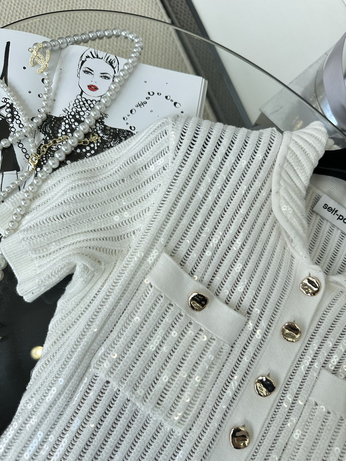 Sparkly White Midi Dress with Peter Pan Collar and Fitted Waist - Elegant Design 8 i1746465469 7793 6