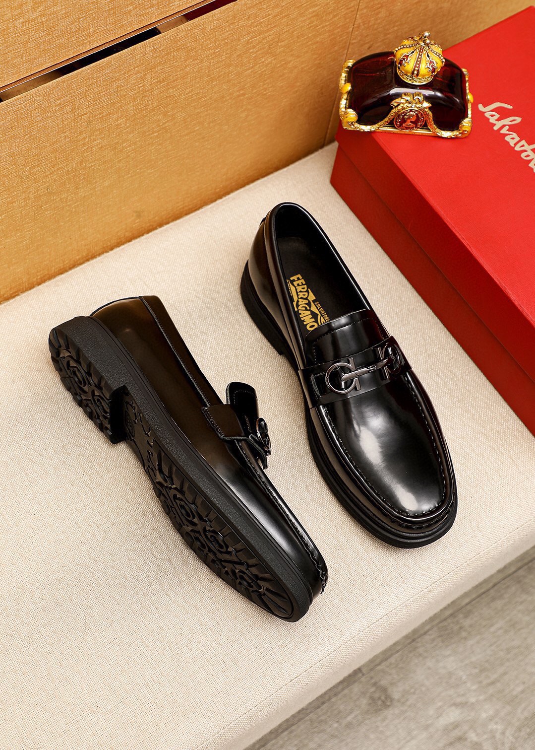 Ferragamo Men's Leather Loafers with Metal Buckle, Sizes 38-44 4 i1746492885 2547 2