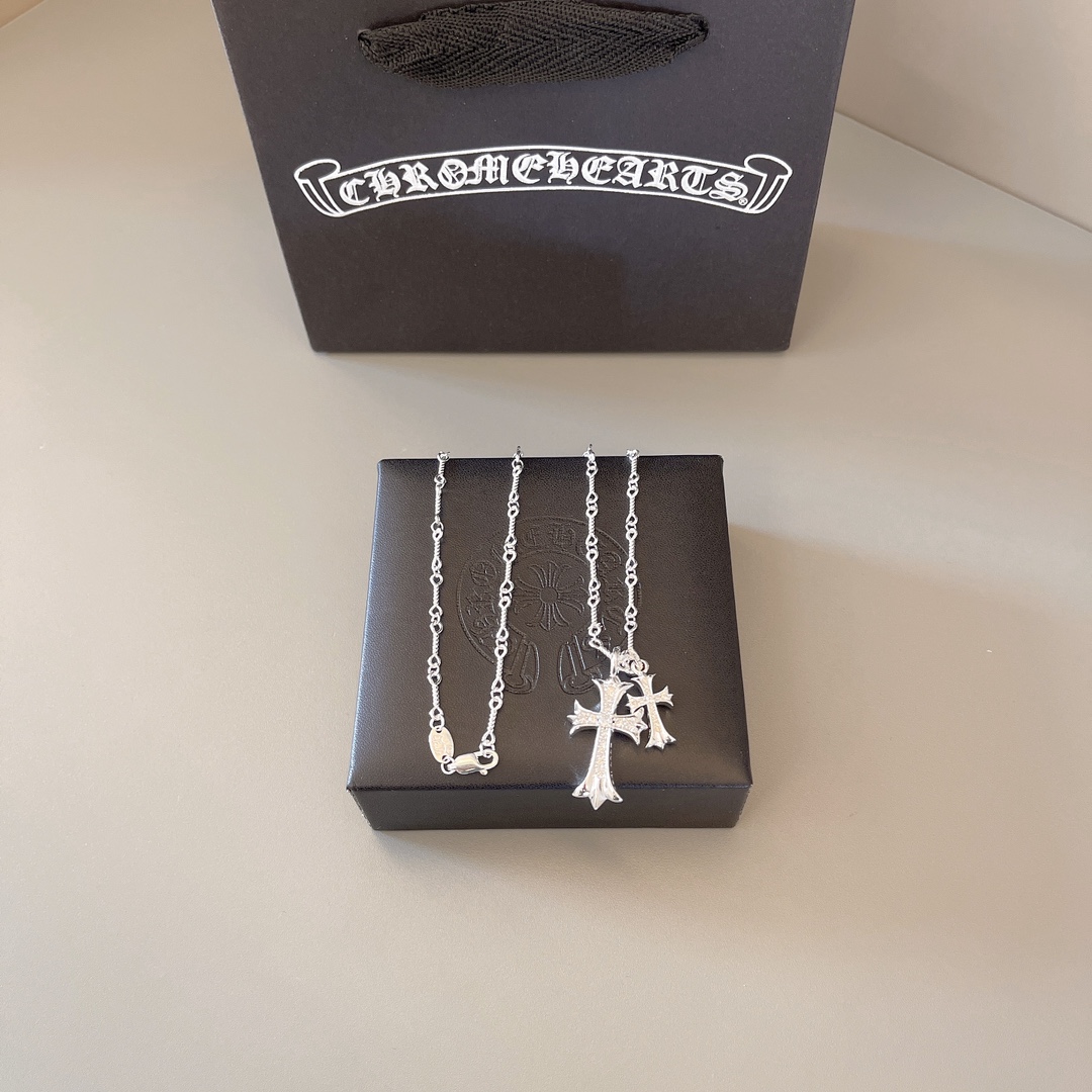 NO:113711,The latest model of Croxin is too handsome. It won't explode. The manufacturer direct sales. The original one-to-one reproduction. Croxin necklace, jewelry boutique, chrome hearts, necklace19860909太帅了最新款克罗心 不爆不发 厂家直销 原版一比一复刻 克罗心项链,饰品精品,chrome hearts,necklace,Jewelry