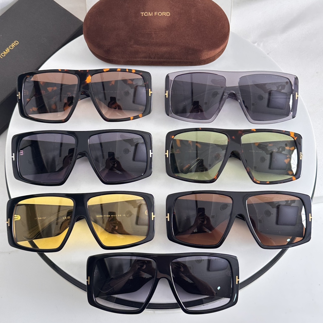 ‼️Tom Ford
Mod：TF1036
Raven
Size：60-12-135
经典T扣
大框o