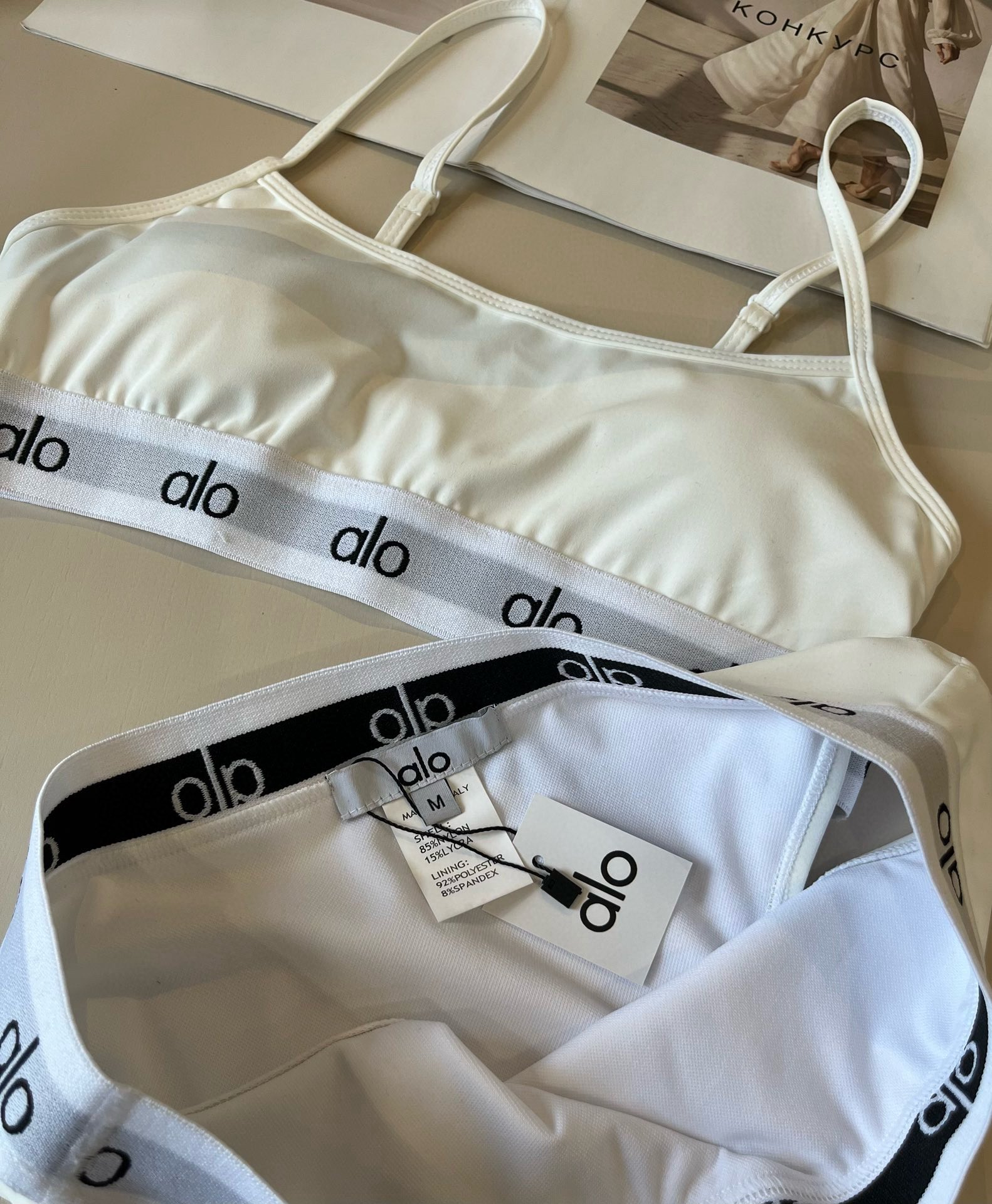 。

alo潮牌分体比基尼泳衣，S M L