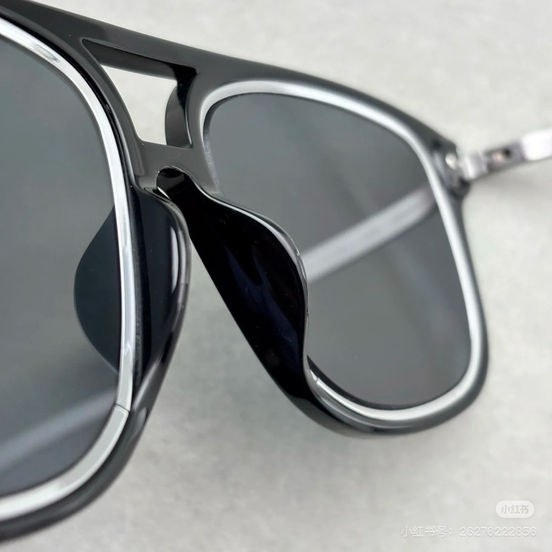  ‼️ 官网图 LOUIS VUITTON
MODEL：Z2581U
SIZE56-18-150
