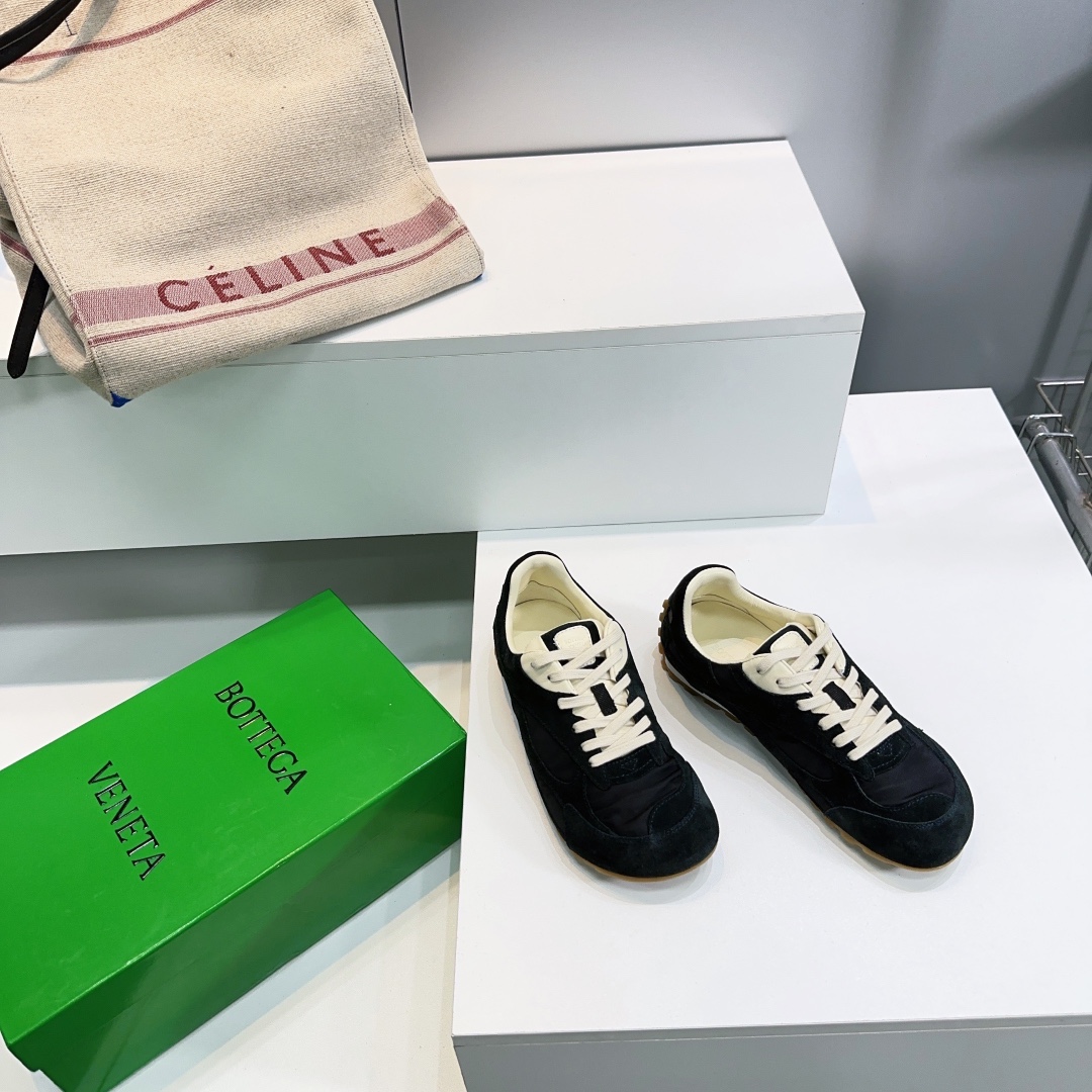 Stylish Bottega Veneta 25AW Spring/Summer Daddy Shoes for High-Quality Couple - 图片 2