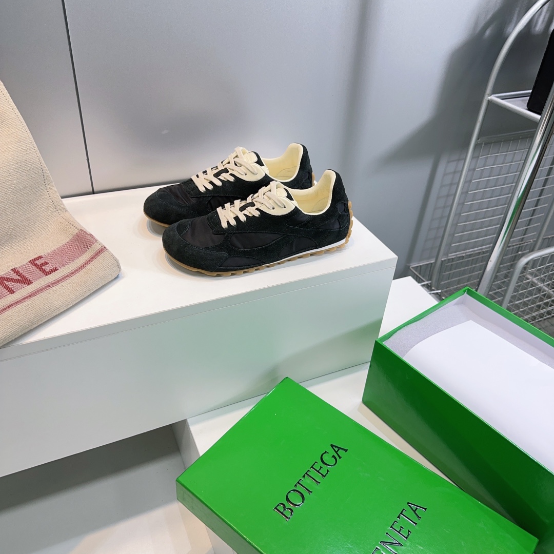 Stylish Bottega Veneta 25AW Spring/Summer Daddy Shoes for High-Quality Couple - 图片 9