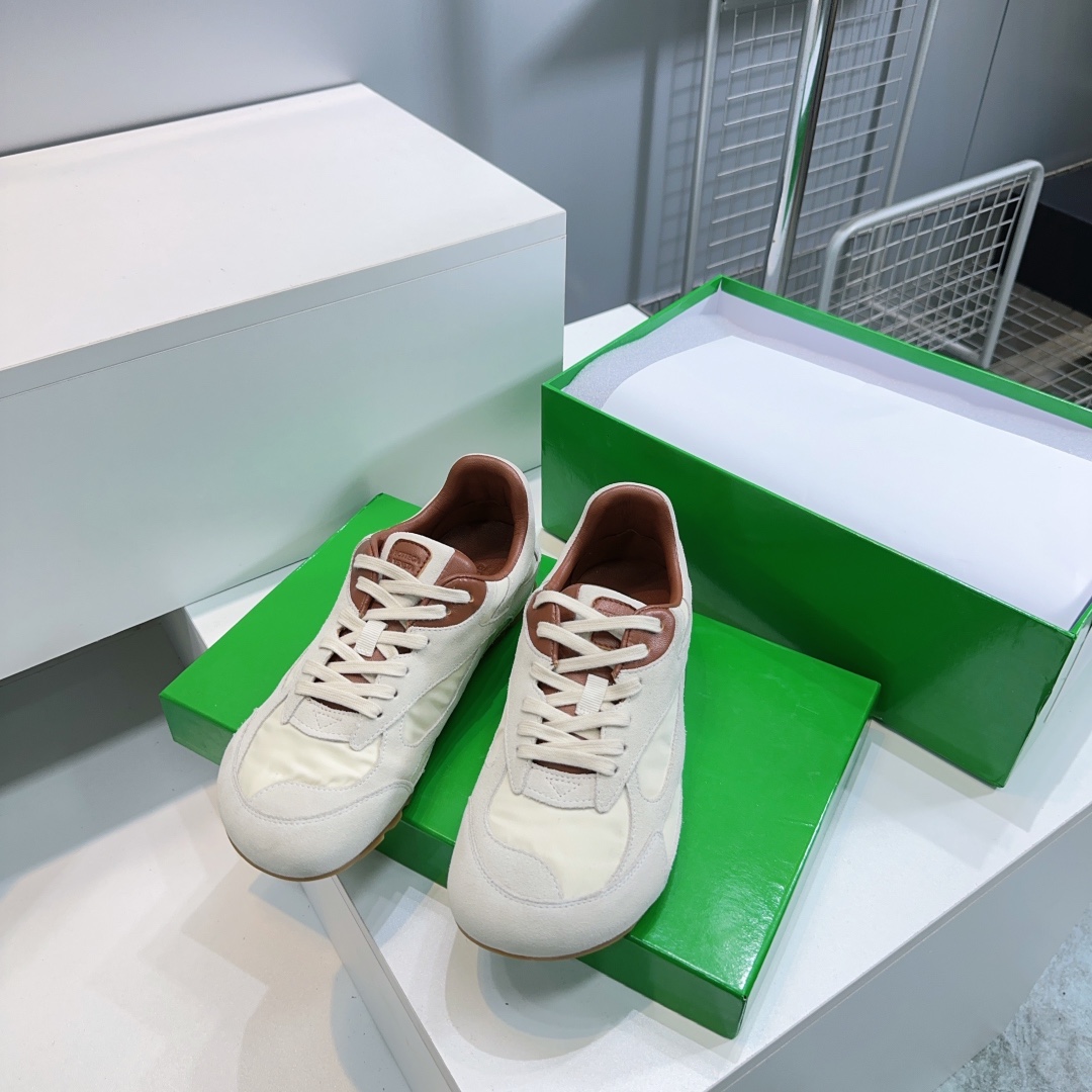 Top-Quality Bottega Veneta 25AW Spring/Summer Recreational Daddy Shoes – High-Quality Female & Male Footwear