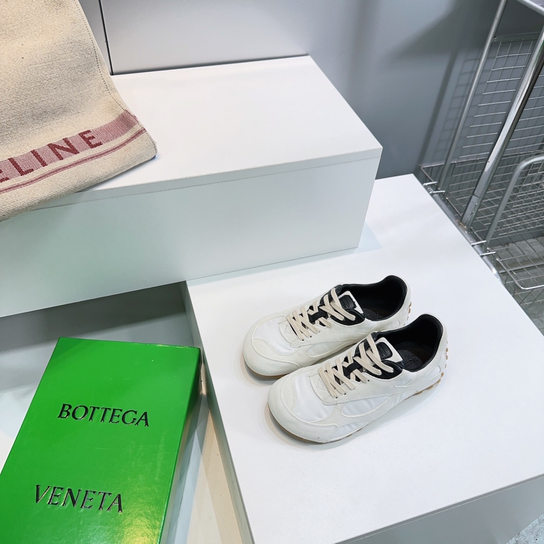 Stylish Bottega Veneta 25AW Spring Summer Daddy Shoes for High-Quality Couples - 图片 4