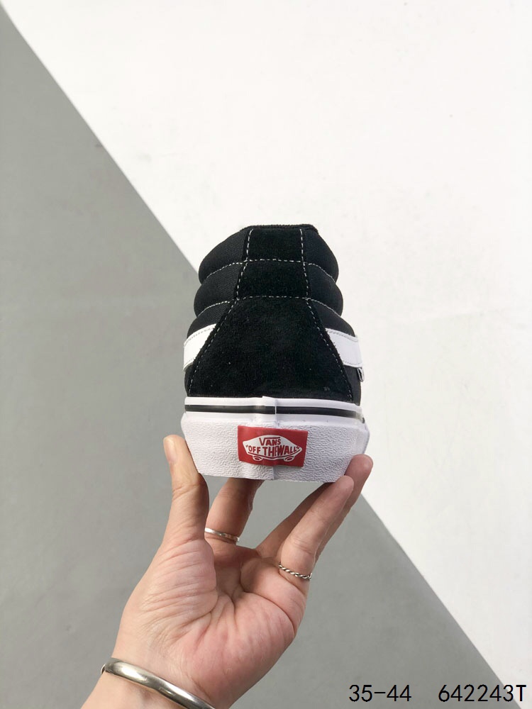 Vans Old Skool High-Top Sneakers - Stylish, Durable, and Comfortable Shoes 10 i1746547666 6418 8