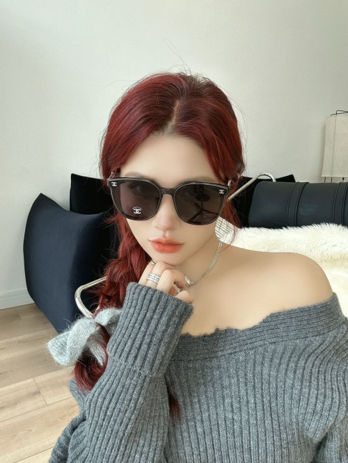 Chanel CH5557 Black Oversized Sunglasses,Classic, UV Protection, Stylish 1 Chanel CH5557 Black Oversized Sunglasses,Classic, UV Protection, Stylish
