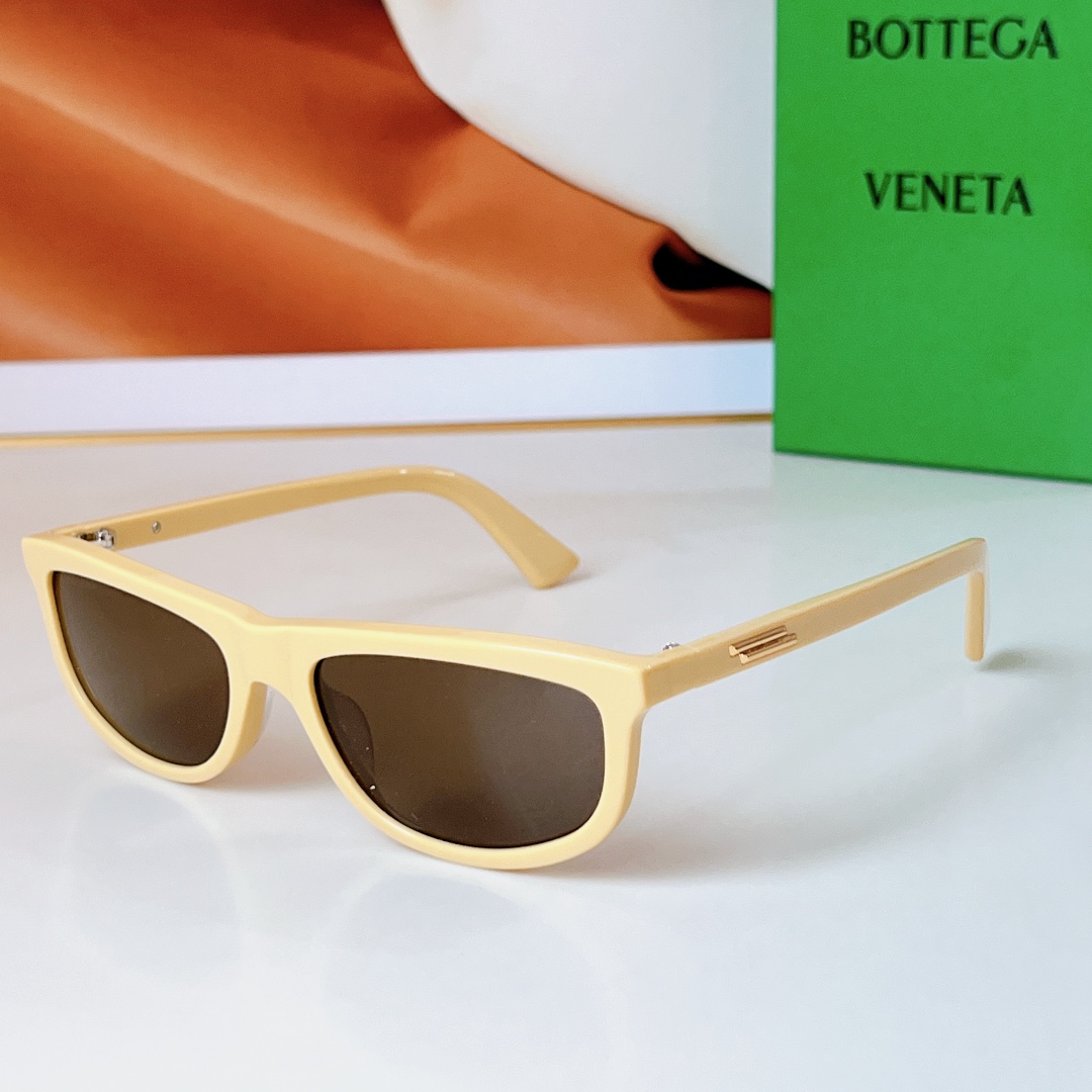  Bottega Venet*
MODEL：BV1327S 
SIZE：58口17-125 
🔝🔝
