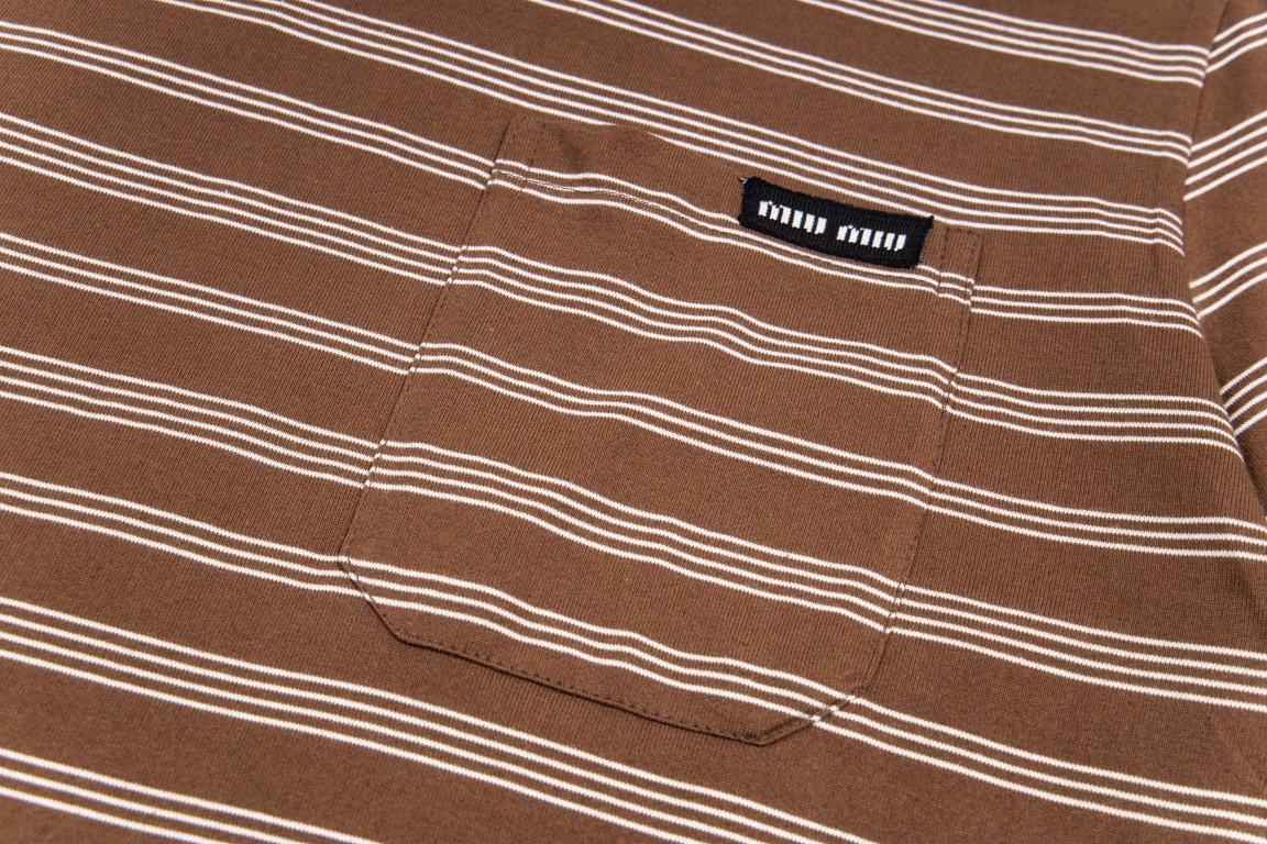 Miumi 高级极简系列 短袖T恤服装,男,女 6