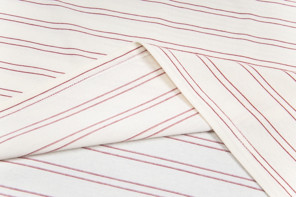 Miumi 高级极简系列 短袖T恤服装,男,女 9