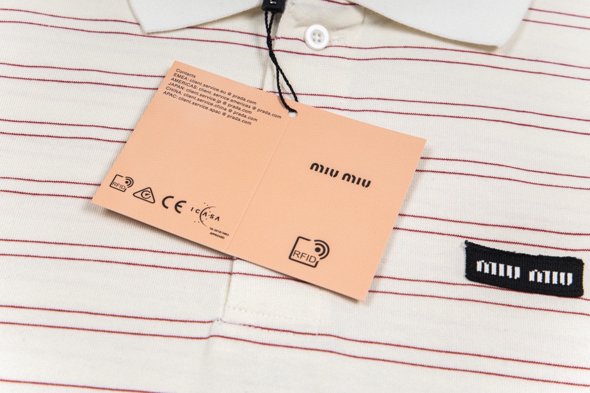 Miumi 高级极简系列 短袖T恤服装,男,女 4