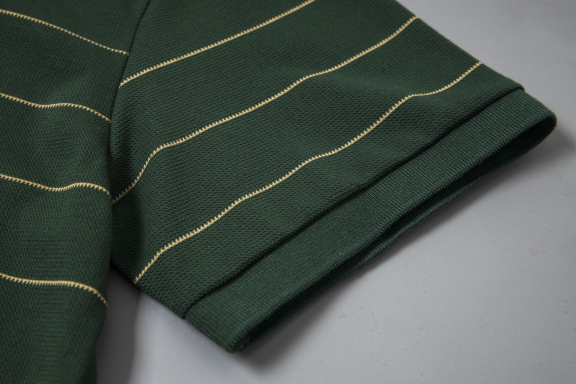 Saint Laurent 高级极简系列 短袖T恤服装,男,女 8