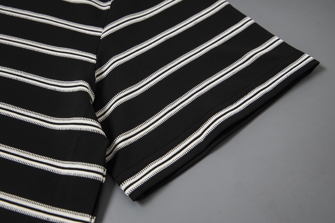 MIUMI 高级极简系列 短袖T恤服装,男,女 7